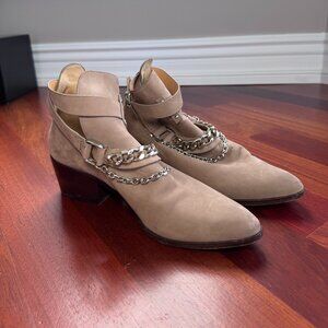 Belle by Sigerson Morrison Suede Chain Ankle Boots Size 9.5 Beige Taupe Block He